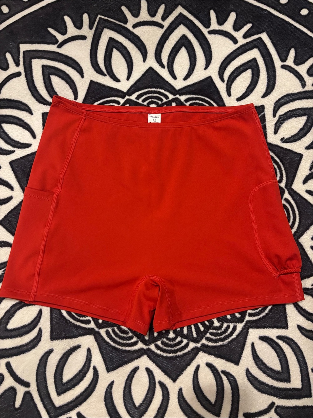 HALARA High Waisted Red Athletic Women’s Shorts With Pockets M